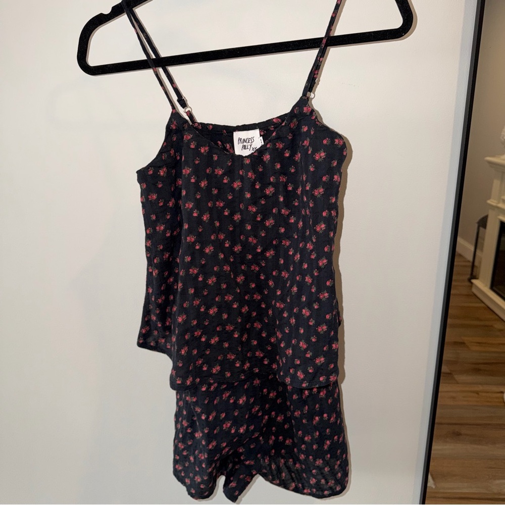 Princess Polly Romper Size 8 Black Red Floral Ditsy Print Straps Sleeveless